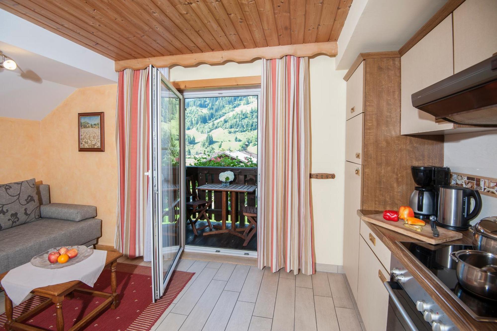 Ferienhaus Antonia Dorfgastein Pokoj fotografie